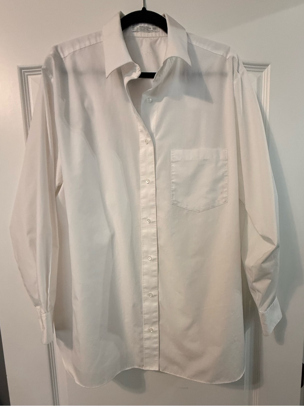Foxcroft Women’s White Long-Sleeve Wrinkle-Free Dress Shirt